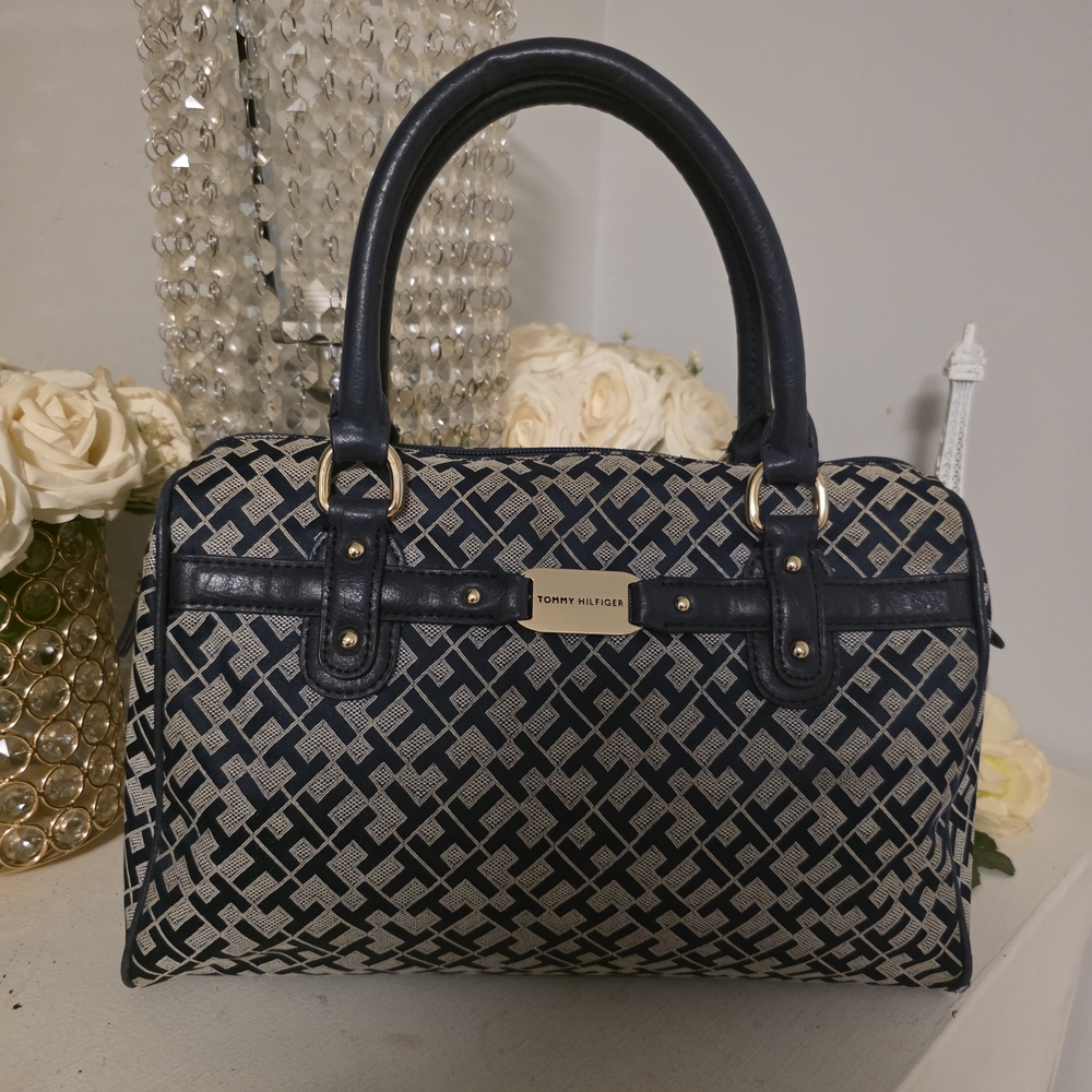 Tommy Hilfiger Navy and Gray Women's Bag
